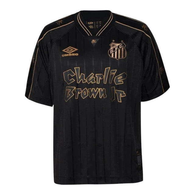 Camisa Santos Edição especial Charlie Brown Jr. 24/25 - Torcedor Umbro Masculina - Preta com detalhes em dourado