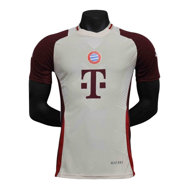 Camisa Bayern de Munique Treino 24/25 - Jogador Adidas Masculina - Bege com detalhes em vinho