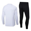 Conjunto Paris Saint German 24/25 - Masculino Jordan - Branco e preto