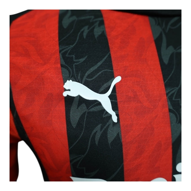 Camisa AC Milan I 25/26 - Jogador Puma Masculina - Preta e vermelha com detalhes em cinza