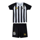 Kit Infantil Santos II 25/26 - Umbro - Branco e preto