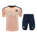 Kit Treino adulto - Camisa e Shorts - Chelsea Nike 25/26 - Salmão com detalhes em azul