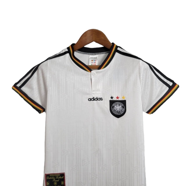 Kit Infantil Alemanha I Retrô 1996 - Adidas - Branco com detalhes em amarelo e vermelho e preto
