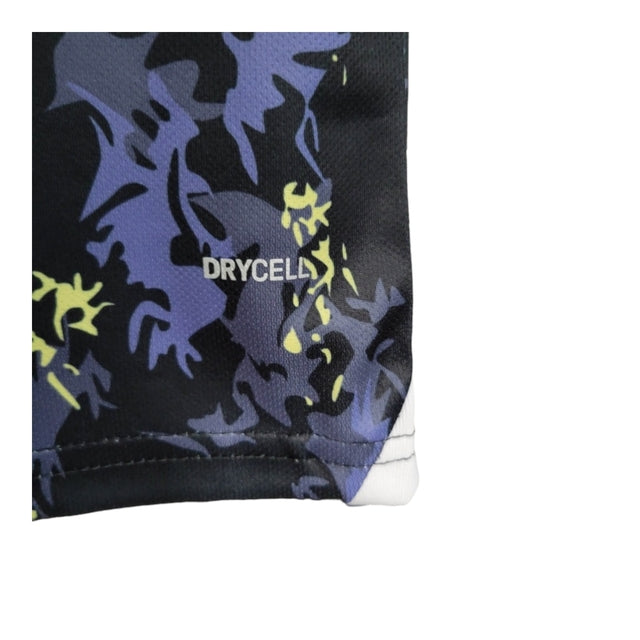 Kit Infantil Manchester City Edição especial 23/24 - Puma - Preto com detalhes em azul e amarelo