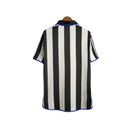 Camisa Newcastle Retrô 2000/01 - Adidas Masculina - Branca com listras pretas e detalhes em azul