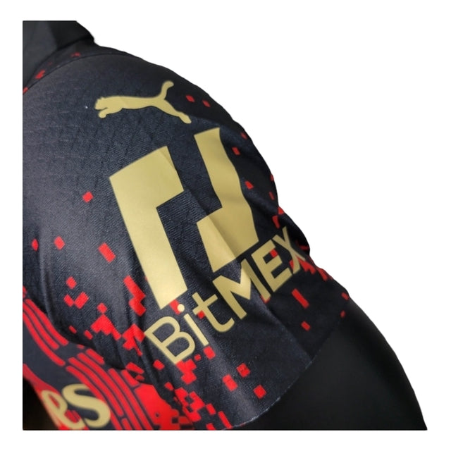 Camisa AC Milan Edição especial 23/24 - Jogador Puma Masculina - Preta e vermelha com detalhes em dourado