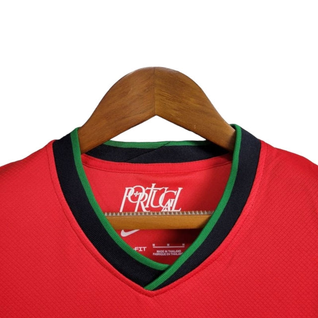 Camisa Seleção de Portugal I 24/25 -  Nike Feminina - Vermelha