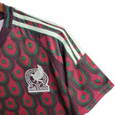 Camisa Seleção do México I 24/25 -  Adidas Feminina - Vinho com detalhes em vermelho e verde