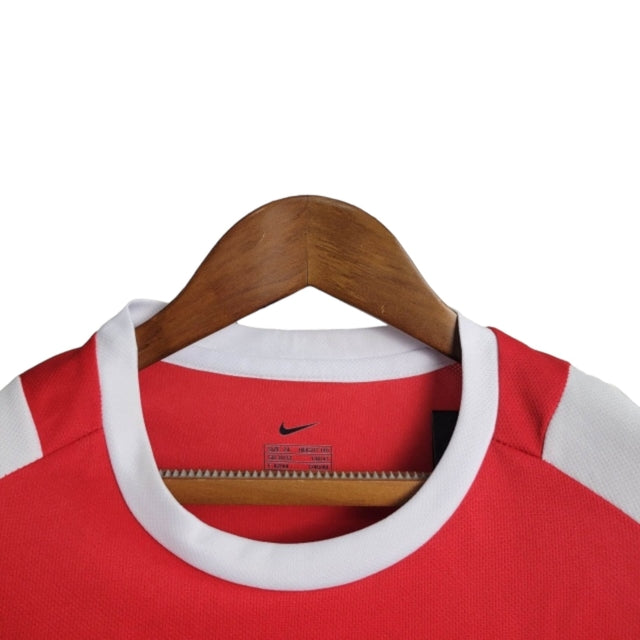 Kit Infantil Retrô Arsenal I 2002/2004 - Nike - Vermelho com detalhes em branco