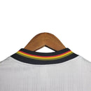 Camisa Retrô Manchester United 1996 - Umbro Masculina - Branca com detalhes em preto e vermelho e amarelo