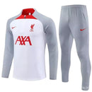 Conjunto Liverpool Treino 23/24 - Masculino Nike - Branco e cinza com detalhes em vermelho