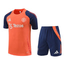 Kit Treino adulto - Camisa e Shorts - Manchester United Adidas 24/25 - Azul e laranja