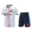 Kit Treino adulto - Camisa e Shorts - Barcelona Nike 24/25 - Branco e azul com detalhes em vermelho