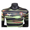 Camisa Seleção Portugal Pré-jogo 25/26 - Jogador Puma Masculina - Preta com detalhes em verde e vermelho