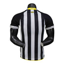 Camisa Santos II 25/26 - Jogador Umbro Masculina - Branca e preta