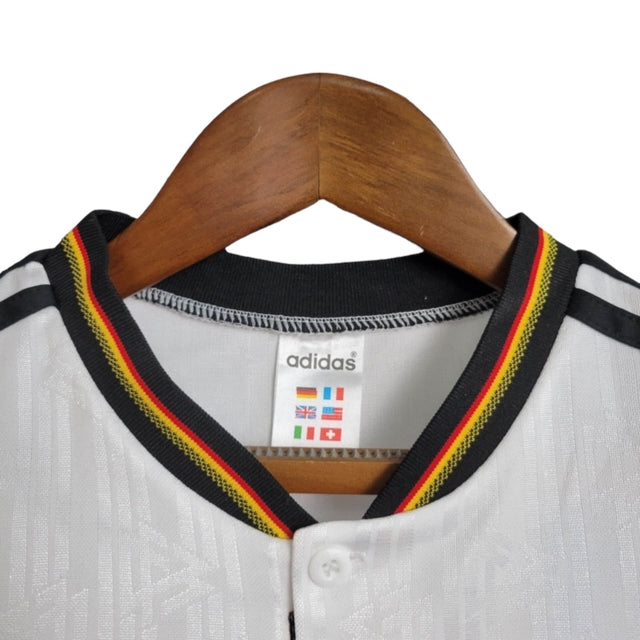 Kit Infantil Alemanha I Retrô 1996 - Adidas - Branco com detalhes em amarelo e vermelho e preto