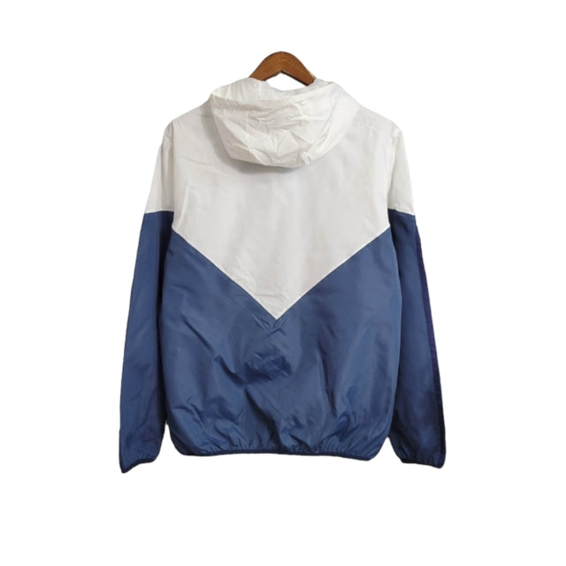 Jaqueta Corta-Vento Real Madrid 23/24 - Masculina Adidas - Azul e branca