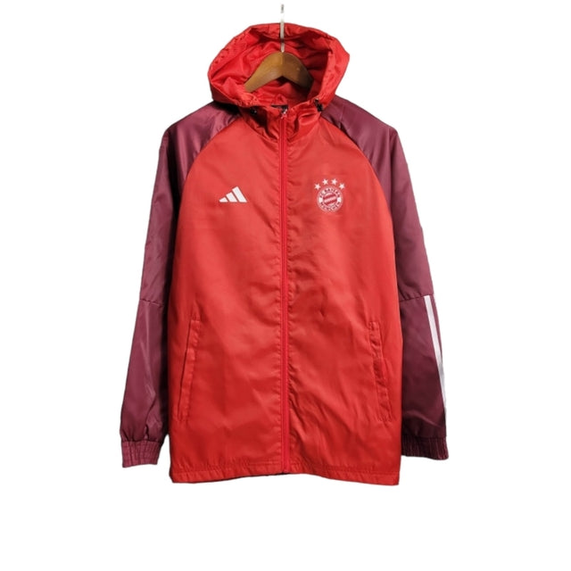 Jaqueta Corta-Vento Bayern de Munique 23/24 - Masculina Adidas - Vermelha e vinho