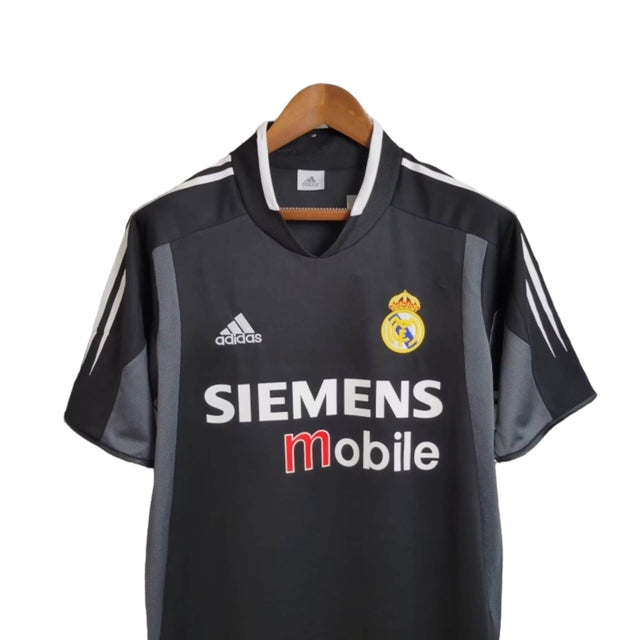 Camisa Retrô Real Madrid 2004/2005 - Masculina Adidas - Preta com detalhes em cinza e branco