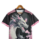Camisa Japão Edição especial 24/25 - Torcedor Adidas Masculina - Preta com detalhes em rosa