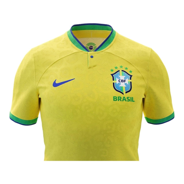 Camisa Retrô Seleção Brasileira I 2022/23 - Masculina Nike - Amarela com detalhes em verde