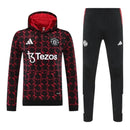 Conjunto Manchester United Treino 25/26 - Masculino Adidas - Preto com detalhes em vermelho