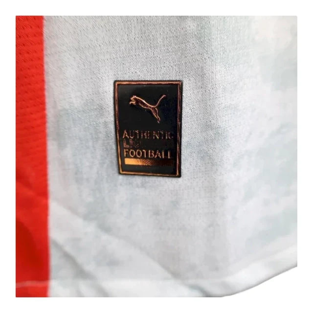 Camisa Red Bull Salzburg I 25/26 - Jogador Puma Masculina - Branca e vermelha