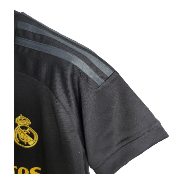 Camisa Real Madrid III 23/24 - Feminina Adidas - Preta com detalhes em cinza
