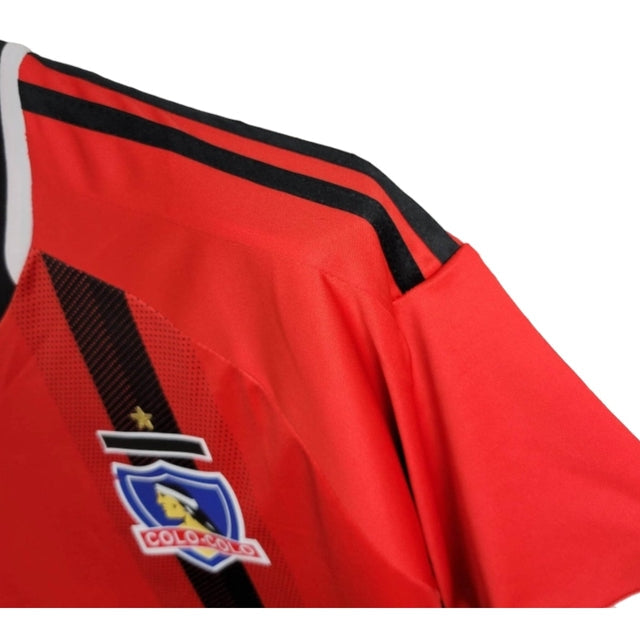 Camisa Colo Colo do Chile II 24/25 - Torcedor Adidas Masculina - Vermelha com detalhes em preto e branco