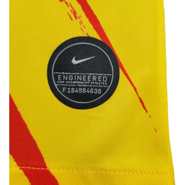 Camisa Retrô Barcelona I 19/20 - Masculina Nike - Amarela com detalhes em vermelho