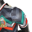 Camisa Seleção do México Edição especial 24/25 - Jogador Adidas Masculina - Preta com detalhes verde e vermelho e branco com detalhes do Dragon Ball