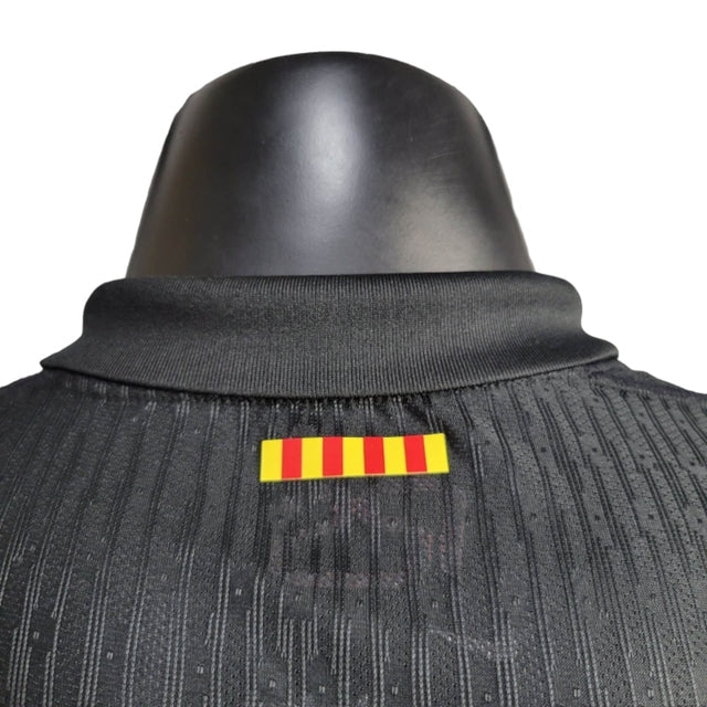 Camisa Barcelona II 24/25 - Jogador Nike Masculina - Preta com detalhes em azul e vermelho