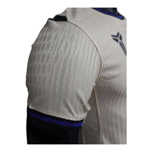 Camisa Barcelona II 25/26 - Jogador Nike Masculina - Bege com detalhes em azul e preto