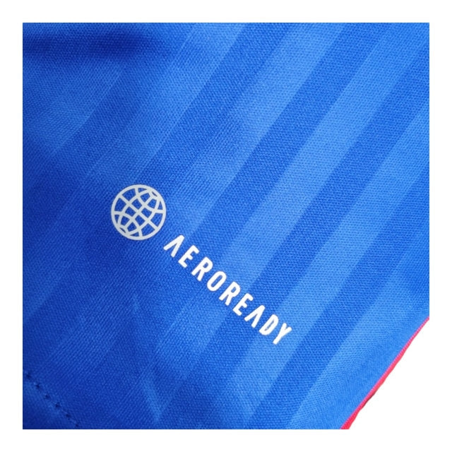 Kit Infantil Universidade de Chile I 23/24- Adidas - Azul com detalhes em vermelho e branco