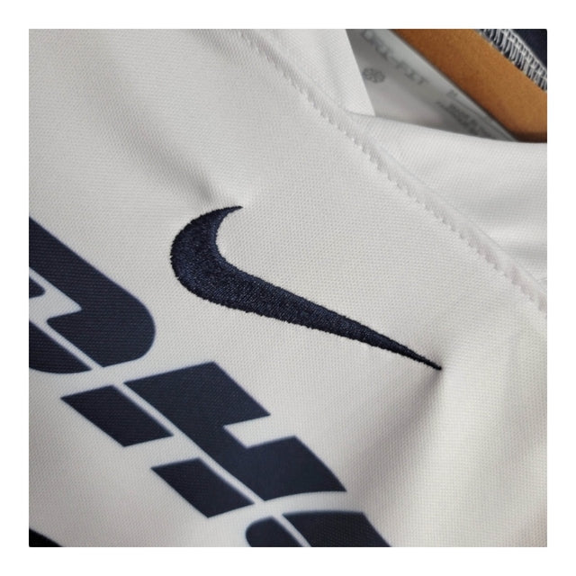 Kit Infantil Pumas do México II 23/24 - Nike - Branco com detalhes em azul