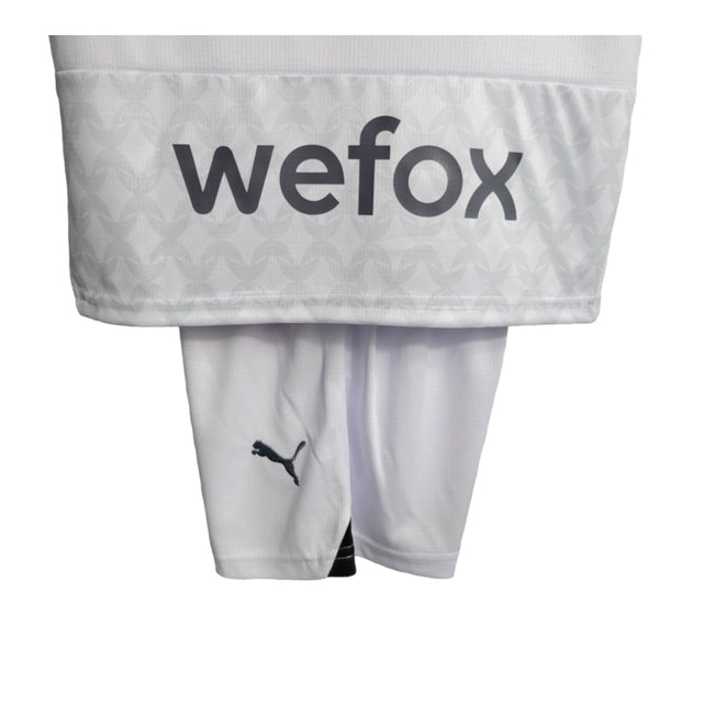 Kit Infantil AC Milan II 23/24 - Puma - Branco com detalhes em vermelho e preto