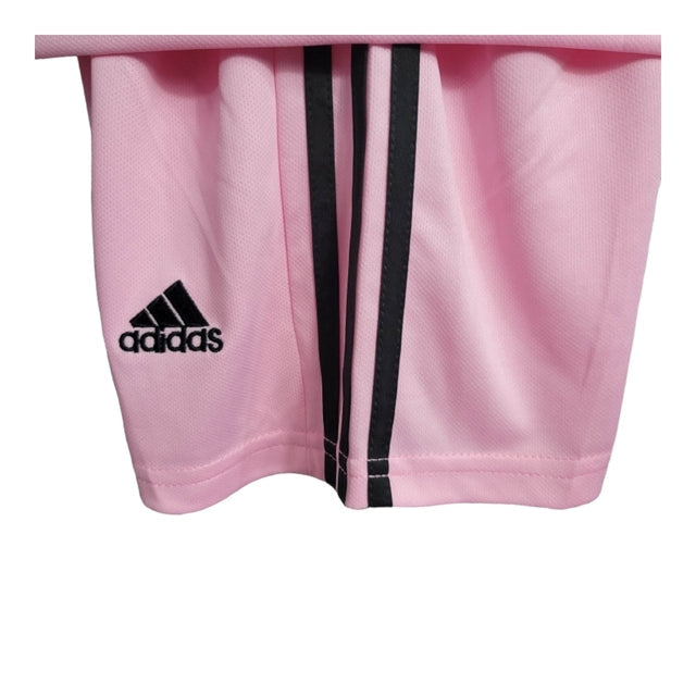 Kit Infantil Inter Miami CF I 23/24 - Adidas - Rosa com detalhes em preto