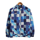 Jaqueta Corta-Vento Manchester City 23/24 Masculina Puma - Azul com detalhes em branco e azul claro