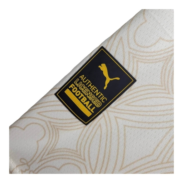 Camisa AC Milan Edição especial 24/25 - Torcedor Puma Masculina - Bege com detalhes em preto