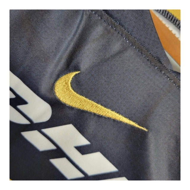 Kit Infantil Pumas do México III 23/24 - Nike - Azul com detalhes em dourado