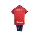 Kit Infantil Chivas Guadalajara I 23/24 - Puma - Vermelho com detalhes em azul e branco