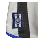 Camisa Newcastle Retrô 2000/01 - Adidas Masculina - Branca com listras pretas e detalhes em azul
