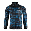 Jaqueta Corta-Vento Napoli Treino 24/25 - Masculina EA7 - Preta com detalhes em azul