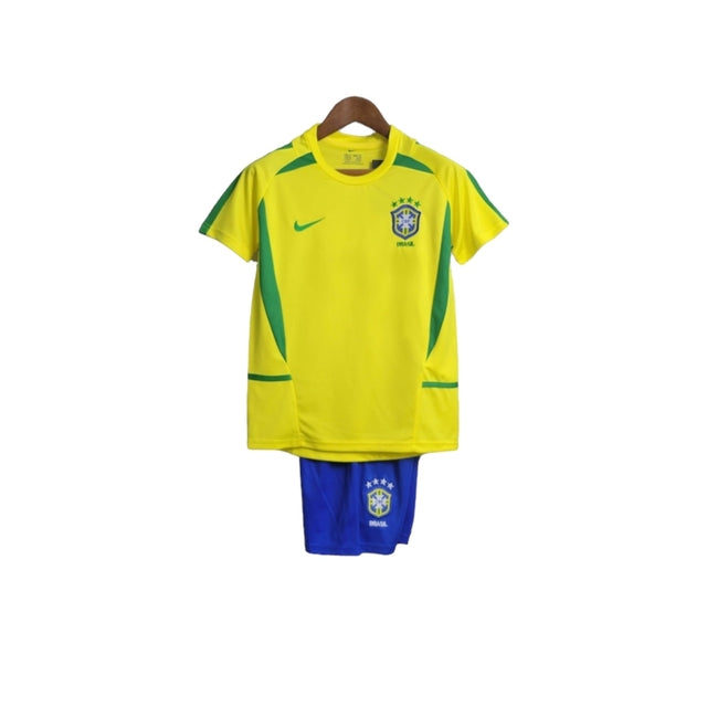 Kit Infantil Brasil Retrô 2002 - Nike - Amarelo com detalhes em verde