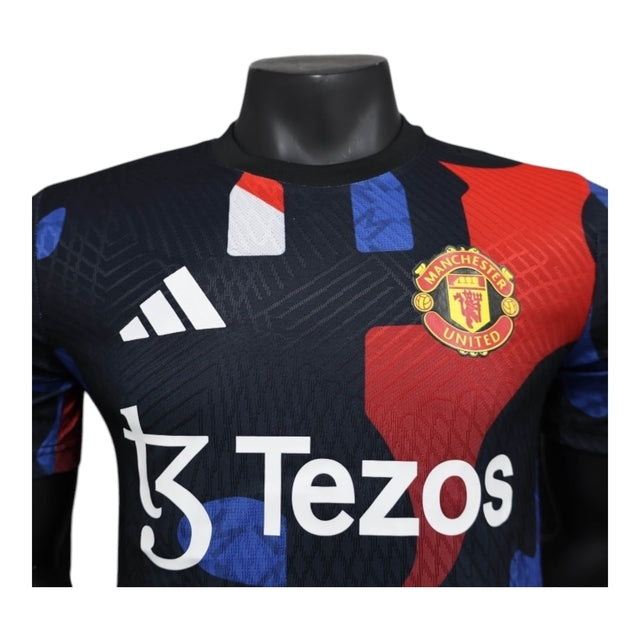 Camisa Manchester United Treino 25/26 - Jogador Adidas Masculina - Azul com detalhes em vermelho
