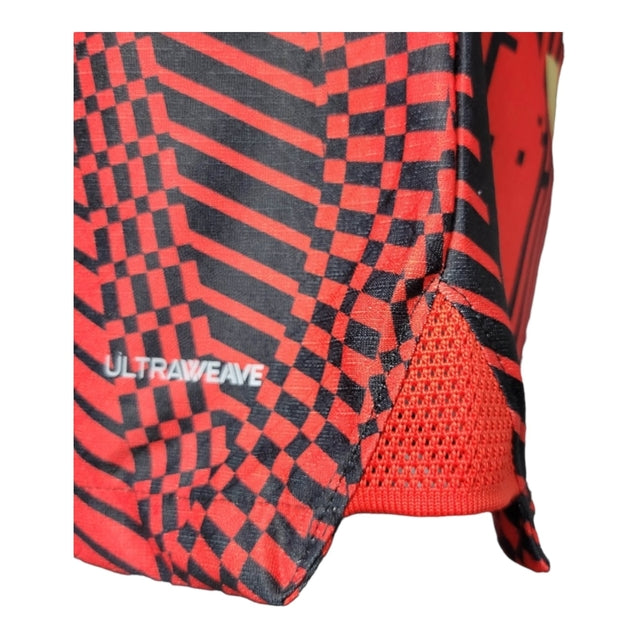 Camisa AC Milan Edição especial 23/24 - Jogador Puma Masculina - Preta e vermelha com detalhes em dourado