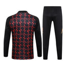 Conjunto Manchester United Pré-jogo 24/25 - Masculino Adidas - Preto com detalhes em vinho