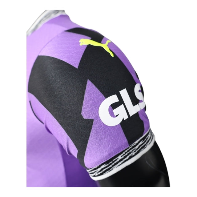 Camisa Borussia Dortmund Edição especial de Aniversário 25/26 - Jogador Puma Masculina - Roxa com detalhes em preto