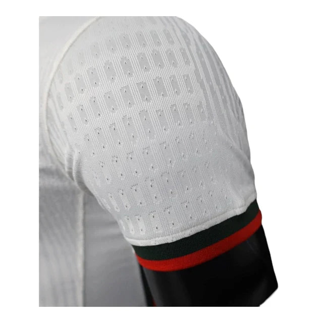 Camisa Chelsea II 25/26 - Jogador Nike Masculina - Branca com detalhes em verde e vermelho