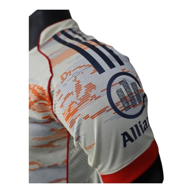 Camisa Bayern de Munique II 25/26 - Jogador Adidas Masculina - Bege com detalhes em vermelho e azul